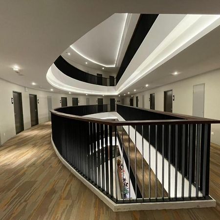 Roxy Hotel Serian Екстер'єр фото