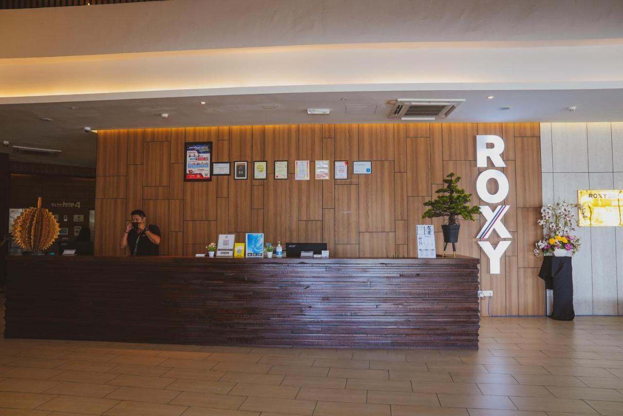Roxy Hotel Serian Екстер'єр фото
